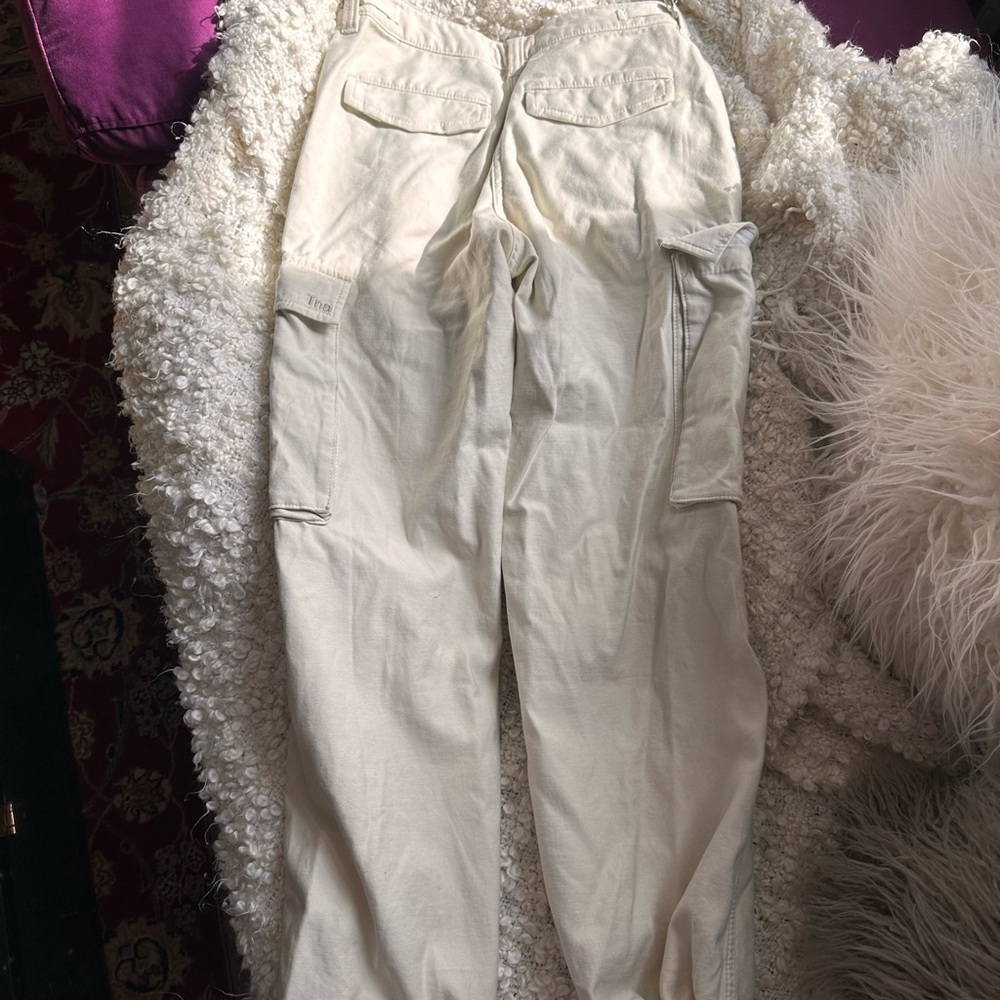 Aritzia cargo pants adjustable bottom brand new size 0 never worn before